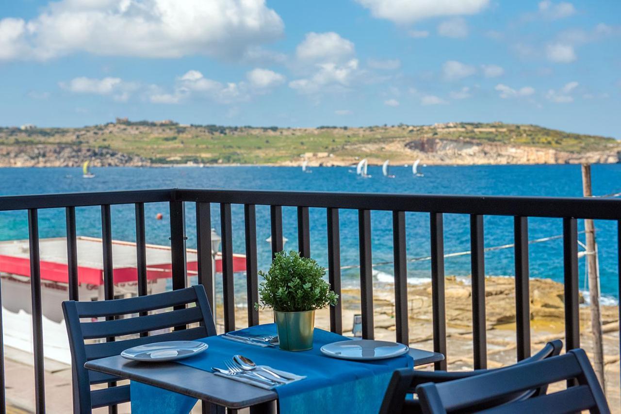 Islet Promenade Seafront Family Apartment With 2 Balconies By Getawaysmalta セント・ポールズ・ベイ エクステリア 写真